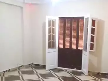 شقق للبيع في شارع الحديد والصلب، الهانوفيل، 100 متر
