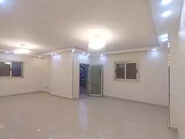 شقق للبيع في اللبيني، فيصل، 160 متر