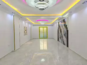شقق للبيع في شارع الشيشيني، المريوطية، 200 متر