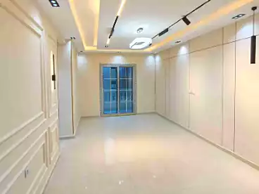 شقق للبيع في اللبيني، فيصل، 150 متر