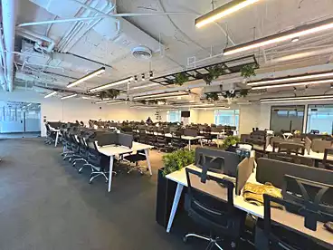 Corporate Branch For rent in Southern 90th St., 90th Street, 1500 sqm