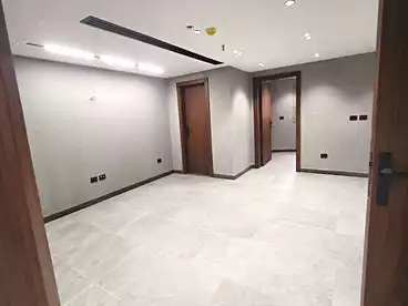 Offices For rent in Carrefour Main Street, Zahraa El Maadi, 375 sqm