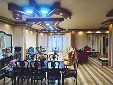 شقق للبيع في شارع كورنيش النيل، حدائق حلوان، 255 متر