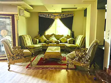 For sale in Moez El Dawla St., 6th Zone, 260 sqm