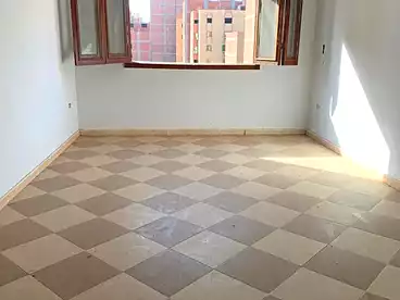 Apartments For rent in El Shaheed Ahmed Hamdy St., El Tawabek, 120 sqm