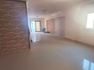 عقارات للإيجار في طريق الجيش، سيدي بشر، 170 متر