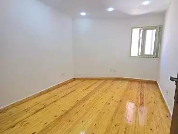 شقق للبيع في شارع محمود العيسوي، ميامي، 135 متر