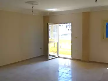 شقق للبيع في البيطاش، العجمي، 200 متر