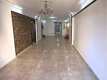 Apartments For sale in Gamal Abdel Nasser St., El Mandara, 165 sqm