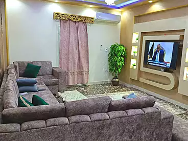 شقق مفروشة للإيجار في المريوطية، فيصل، 180 متر