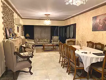 شقق للبيع في شارع عبد الحميد بدوي، شيراتون، 160 متر