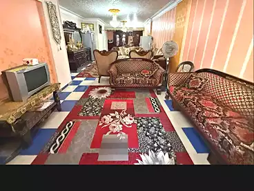 شقق للبيع في شارع بورسعيد، كامب شيزار، 200 متر