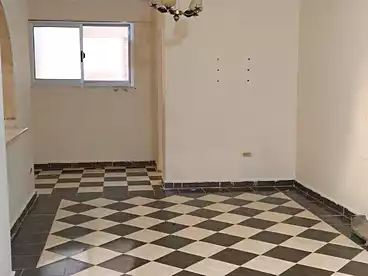 Apartments For sale in El Warsha St., El Hanouvel, 80 sqm