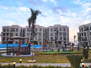 شاليهات للبيع في سكاي سيتي - بيراميدز، مدينة الجلالة الجديدة، 120 متر