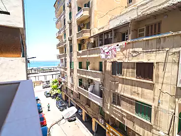 Apartments For sale in Champollion St., El Azarita, 109 sqm