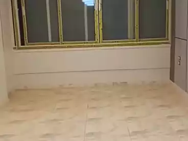شقق للبيع في اللبيني، فيصل، 150 متر