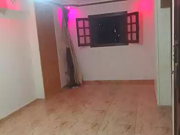 شقق للبيع في شارع المعهد الديني، العصافرة قبلي، 100 متر