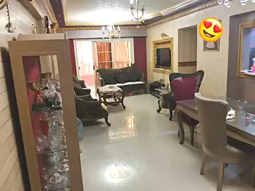 شقق للبيع في شارع الخمسين، النزهة 2، 150 متر