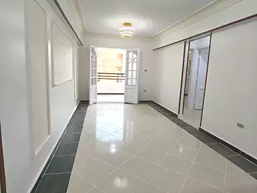 Apartments For sale in Al Agamy, Alexandria, 90 sqm