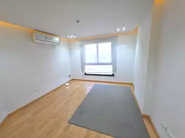Offices For rent in Rayhanah Plaza - Morshedy Group, Compounds in Maadi, 170 sqm
