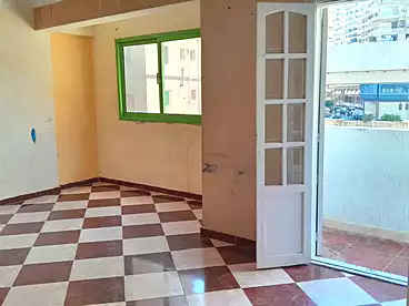 شقق للإيجار في شارع نبوي المهندس، المندرة، 100 متر