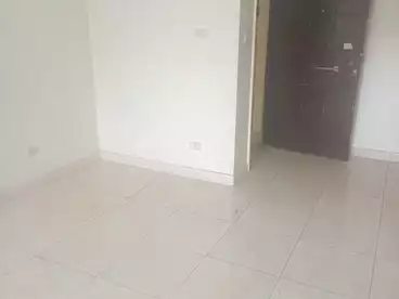 مكاتب للإيجار في شارع سيد زكريا، شيراتون، 160 متر