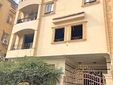 Building For sale in Gamal Abdel Nasser St., Southern Investors, 260 sqm