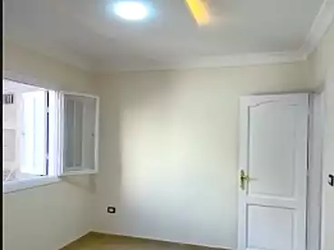 شقق للبيع في شارع محمود العيسوي، ميامي، 125 متر