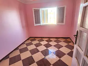 Roof For sale in Bahray El Anfoshy, Alexandria, 180 sqm