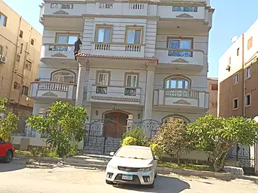 شقق للبيع في شارع سليمان الحلبي، البنفسج 11، 370 متر