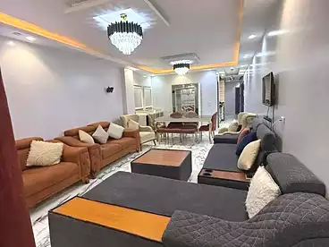 شقق للبيع في شارع المجزر الالي، اللبيني، 160 متر