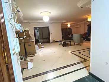 Properties For sale in Street 28, Fifth Neighborhood, 200 sqm