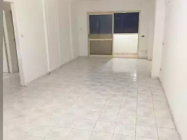 شقق للإيجار في جناكليس، الاسكندرية، 140 متر