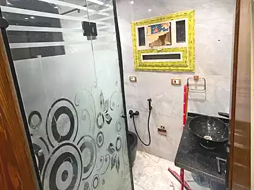 شقق للبيع في البيطاش، العجمي، 100 متر