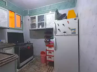شقق للبيع في أبو يوسف، العجمي، 100 متر