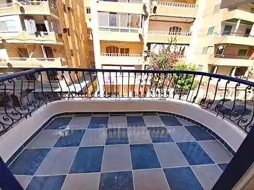 عقارات للبيع في شاطئ النخيل - ٦ اكتوبر، العجمي، 100 متر