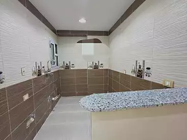 شقق للبيع في اللبيني، فيصل، 160 متر