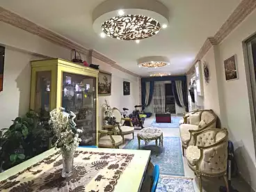 عقارات للبيع في كامب شيزار، الاسكندرية، 160 متر
