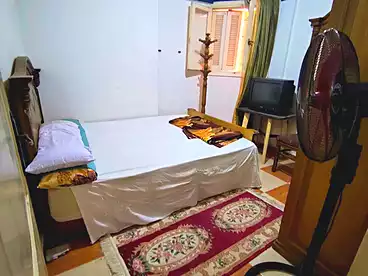 شقق مفروشة للإيجار في المندرة بحري، المندرة، 90 متر
