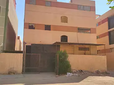 مصنع للإيجار في المنطقة الصناعية الثالثه - A6، المنطقة الصناعية، 570 متر