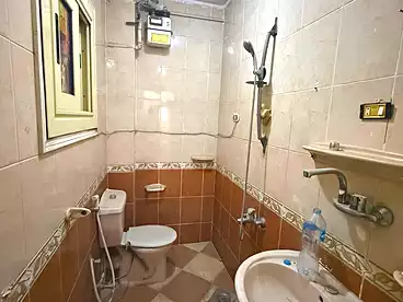 Apartments For sale in Gamal Abdel Nasser St., Miami, 130 sqm
