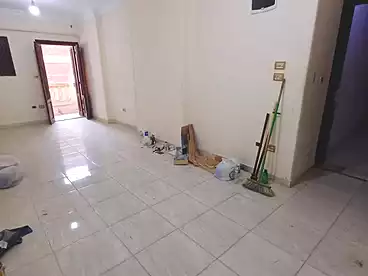 Apartments For sale in Mahmoud El-Isawy St., Miami, 125 sqm