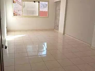 Apartments For rent in Sidi Beshr Mosque St., Sidi Beshr Bahri, 120 sqm