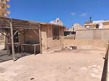 Apartments For sale in Shatee El Nakheel, Al Agamy, 320 sqm