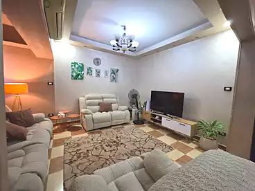 شقق للبيع في شارع السودان، المهندسين، 160 متر