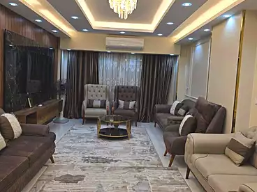 عقارات للإيجار في شارع كورنيش النيل، حدائق حلوان، 220 متر