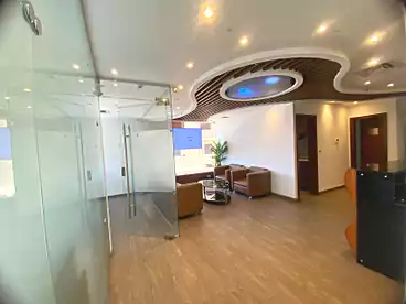 Administrative For rent in Southern 90th St., 90th Street, 300 sqm