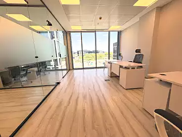 Offices For rent in The Podium Mall - Cairo Festival City Compound, Cairo Festival City Compound - Al Futtaim, 96 sqm
