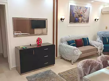 شقق للإيجار في شارع يوسف السباعي، المرحله الأولى، 90 متر
