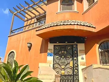 Twin House For sale in First Heights Compound, Compounds in 6 October, 278 sqm